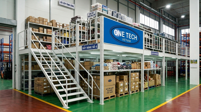 Kệ sàn mezzanine Lào Cai trong kho hàng thực tế